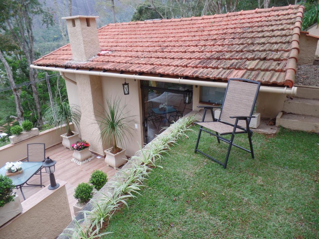 The * Teresópolis